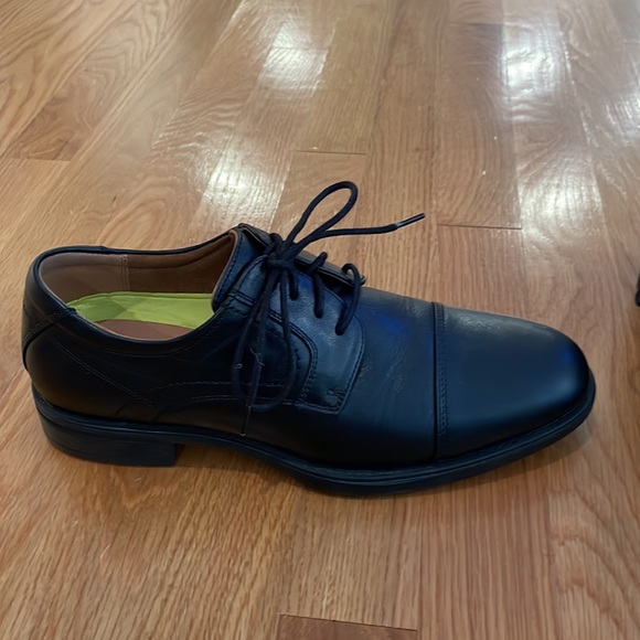 Florsheim Black Dress Shoes - Picture 6 of 7